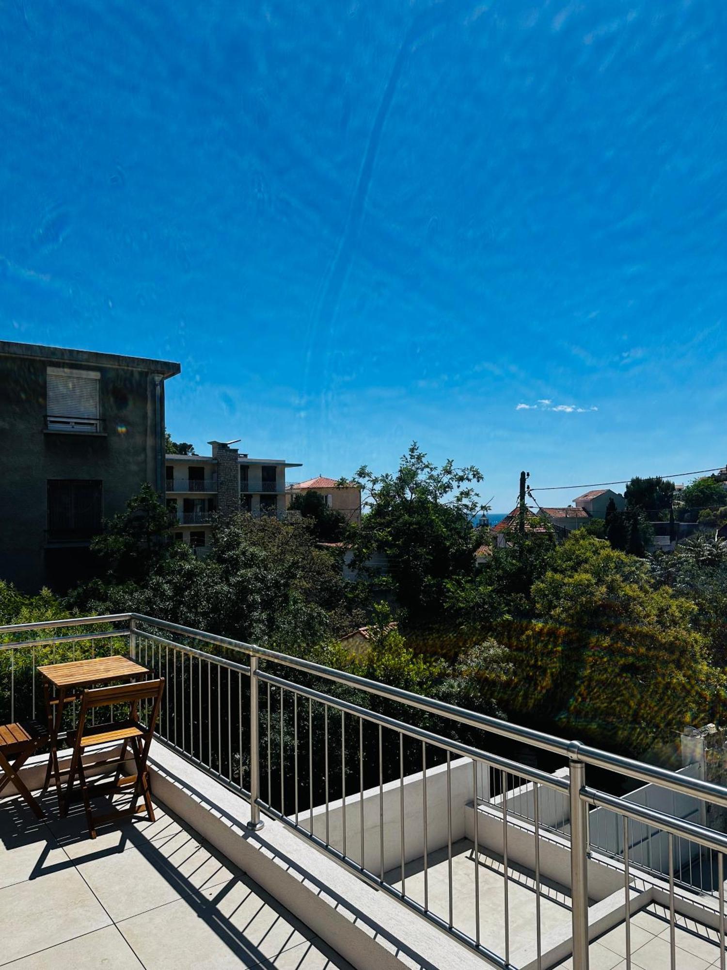 הוילה מרסיי Les Luxueuses Terrasses Du Roucas מראה חיצוני תמונה